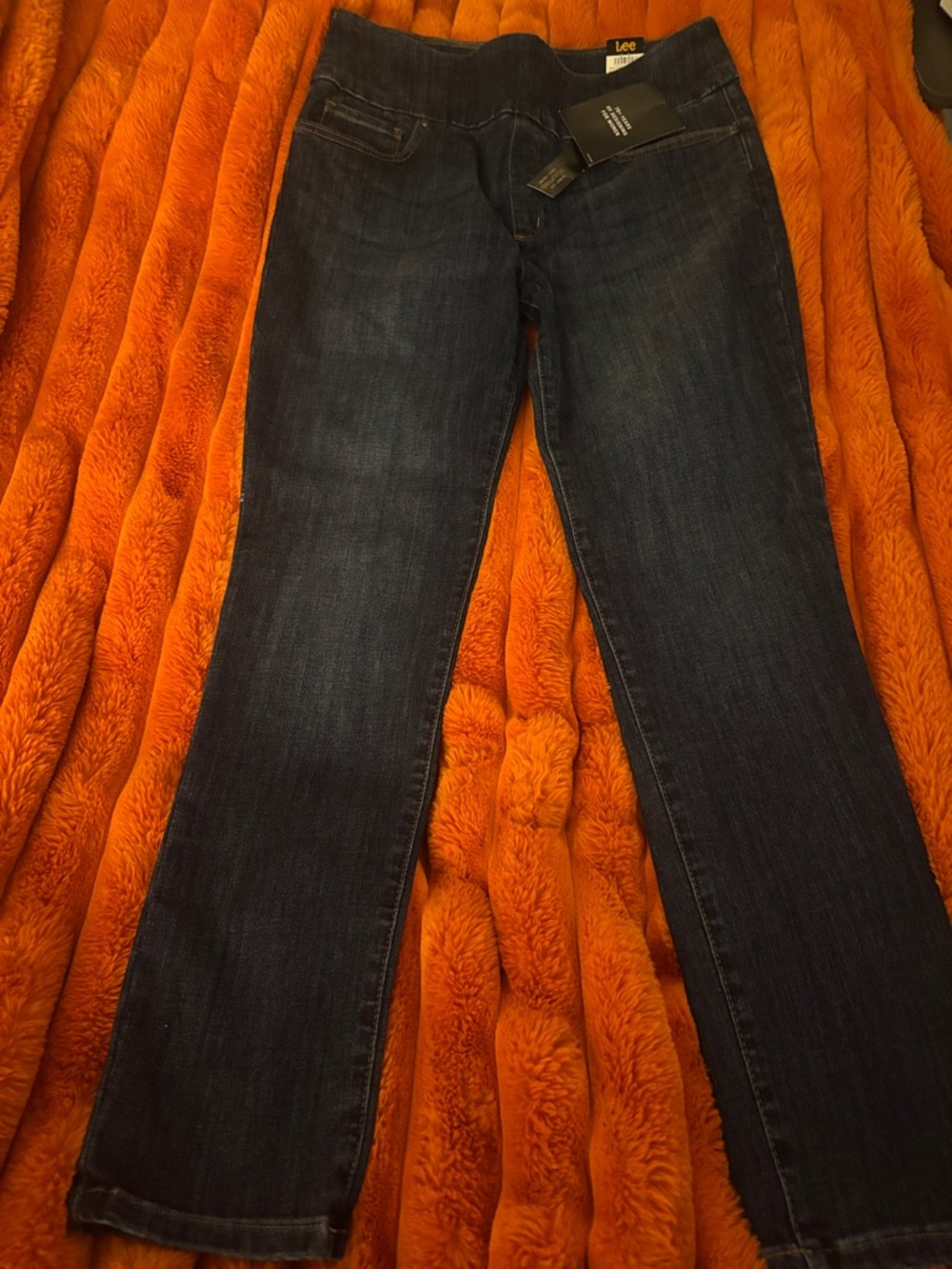 Lee Women’s Straight Leg Dark Blue Stretch Jeans